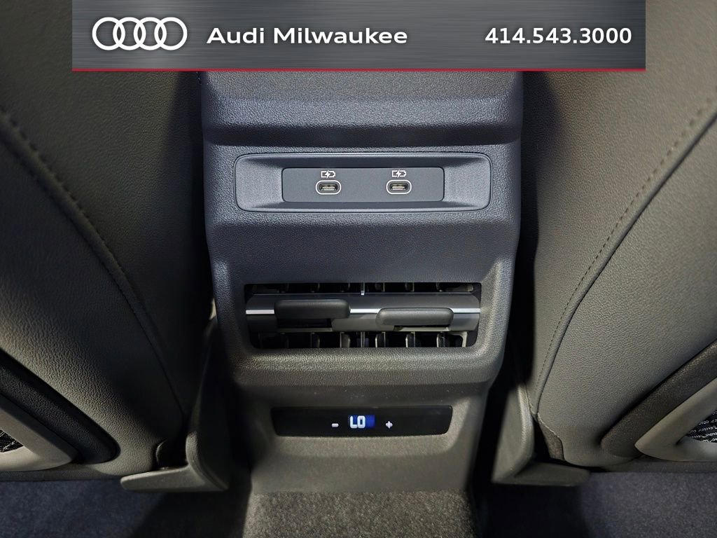 New 2026 Audi Q3 quattro 2.0T AWD/4WD image 21