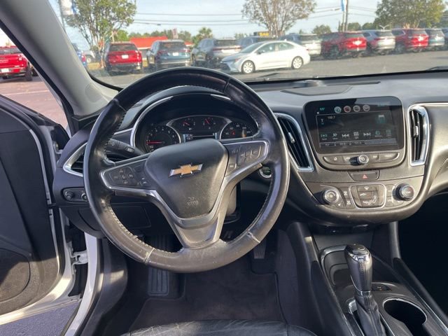 Used 2016 Chevrolet Malibu LT w/ Leather Package image 18