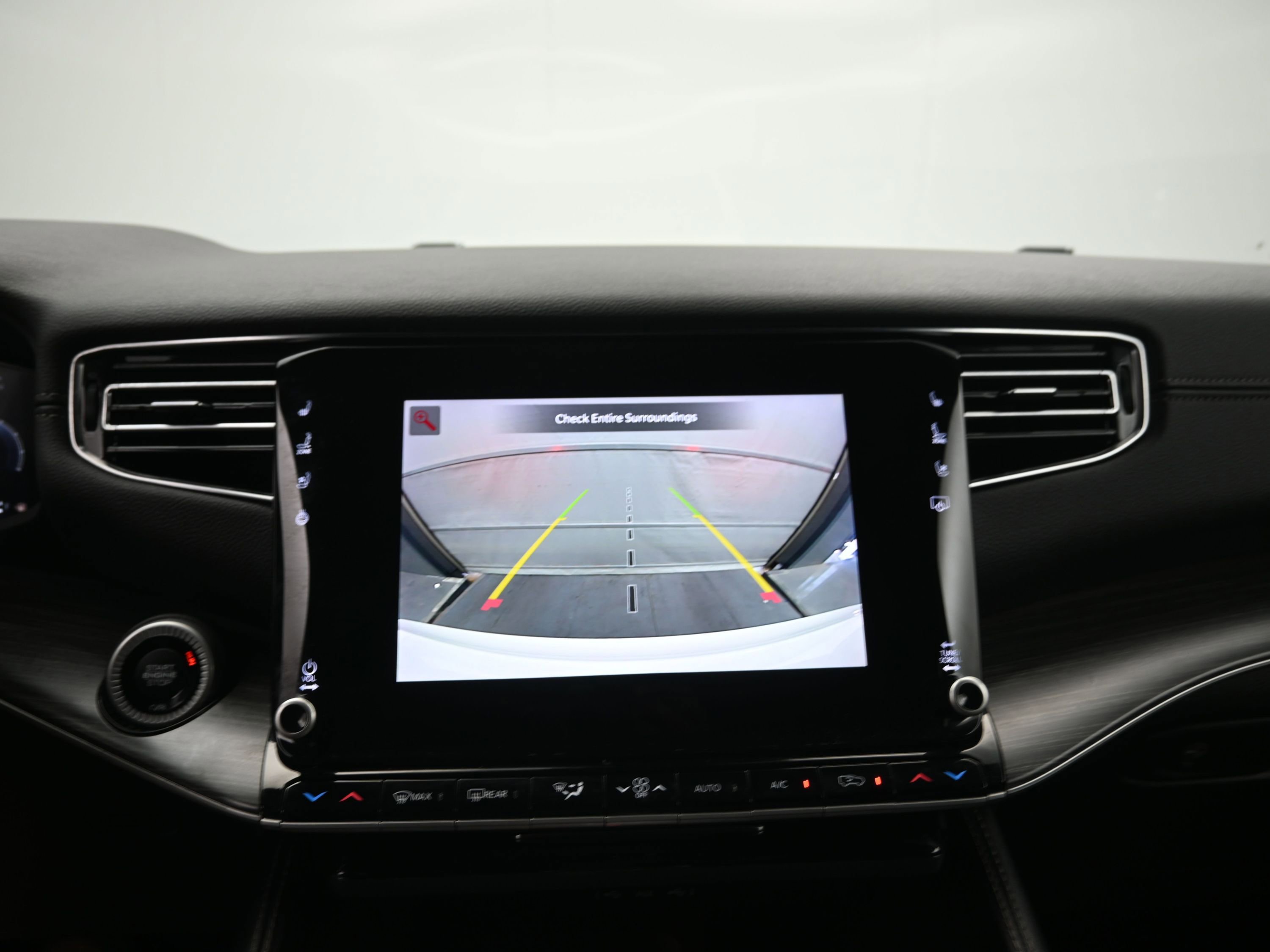 Used 2023 Jeep Wagoneer L Series II image 15