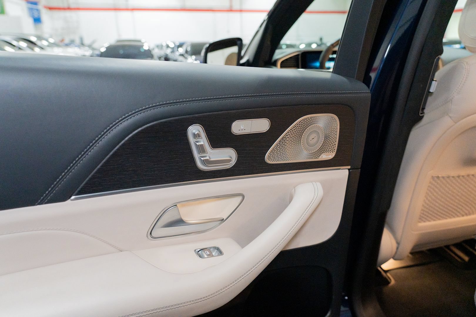 Used 2021 Mercedes-Benz GLS 63 AMG 4MATIC image 25