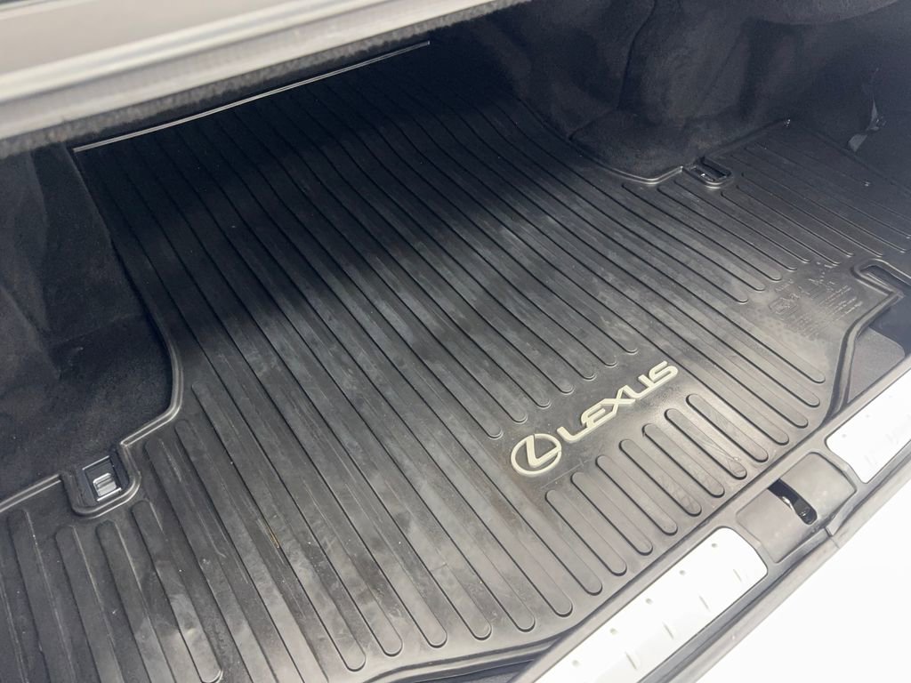 Used 2020 Lexus LS 500 w/ Accessory Package (Z2) image 80