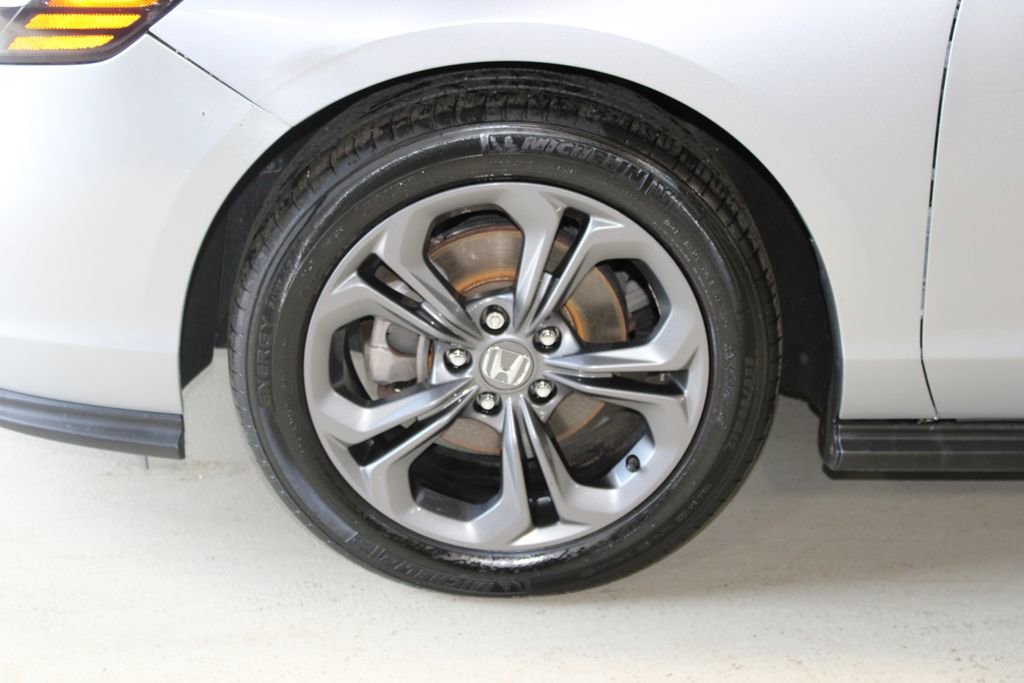 Used 2023 Honda Accord EX image 6