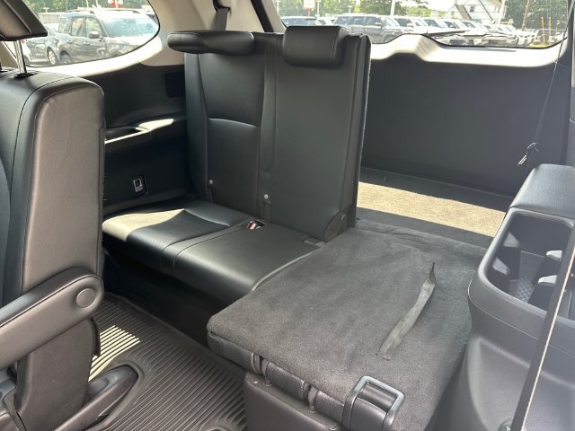 Used 2024 Toyota Grand Highlander AWD image 17