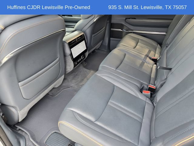 Used 2023 Jeep Grand Wagoneer L Series II w/ Premium Group II AWD/4WD image 41