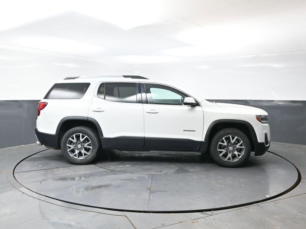 Used 2023 GMC Acadia SLT image 4