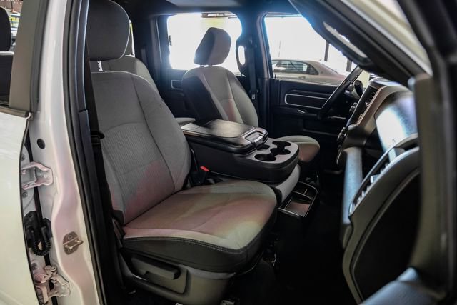 Used 2024 RAM 3500 Big Horn image 34