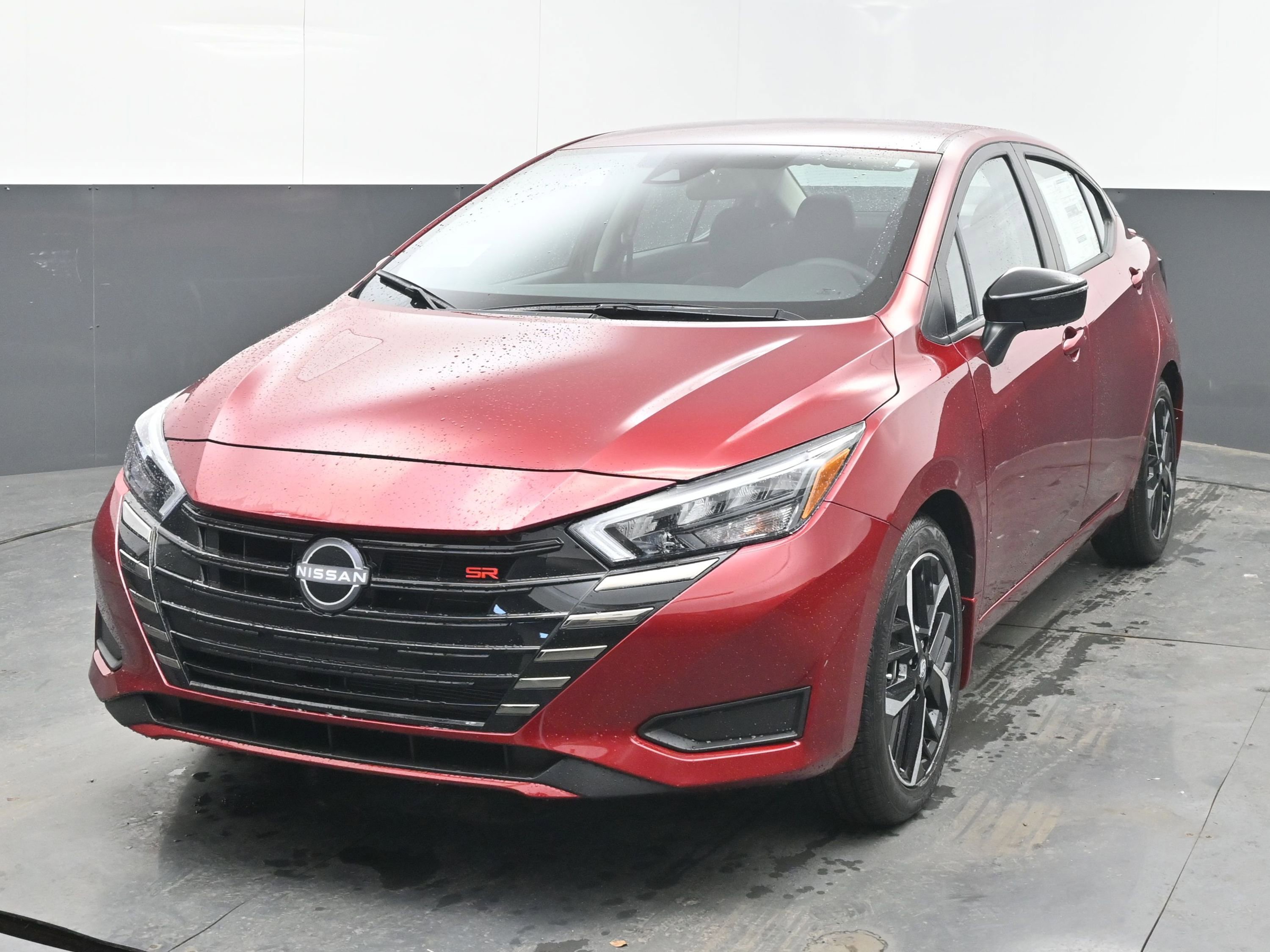 New 2025 Nissan Versa SR image 3