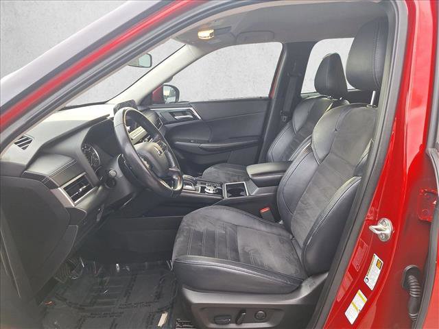 Used 2022 Mitsubishi Outlander SE image 10