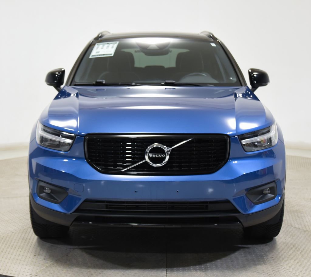 Used 2020 Volvo XC40 T5 R-Design w/ Protection Package Premier image 3