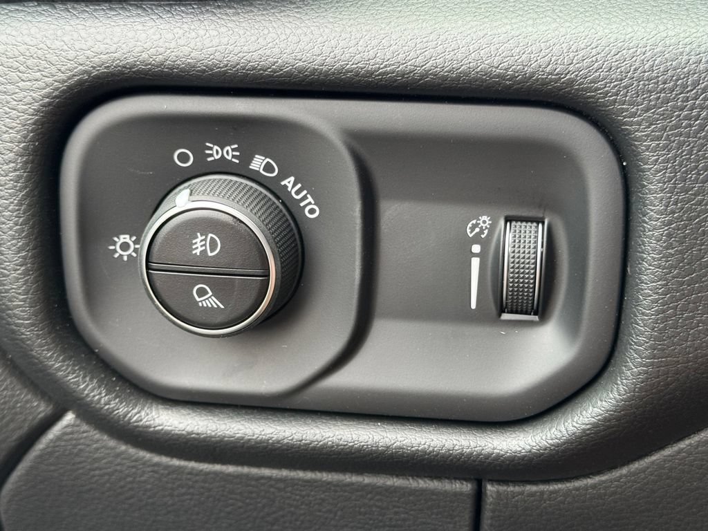 New 2026 RAM 2500 Tradesman AWD/4WD image 27