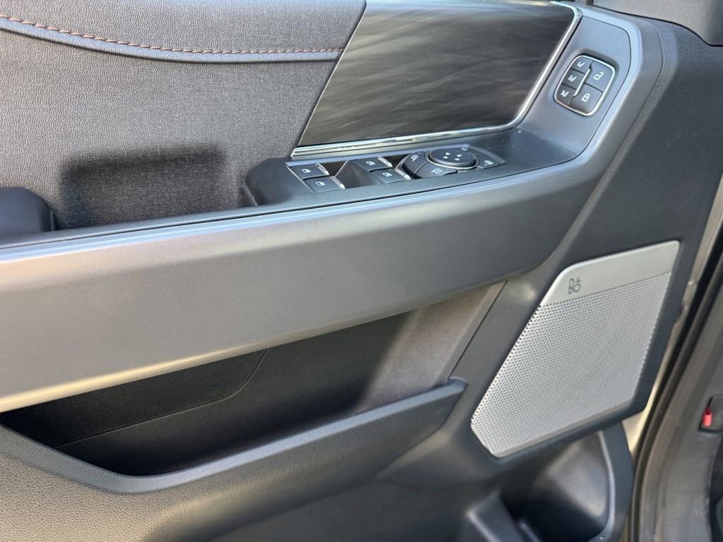 Used 2025 Ford F150 Lightning Lariat AWD/4WD image 15