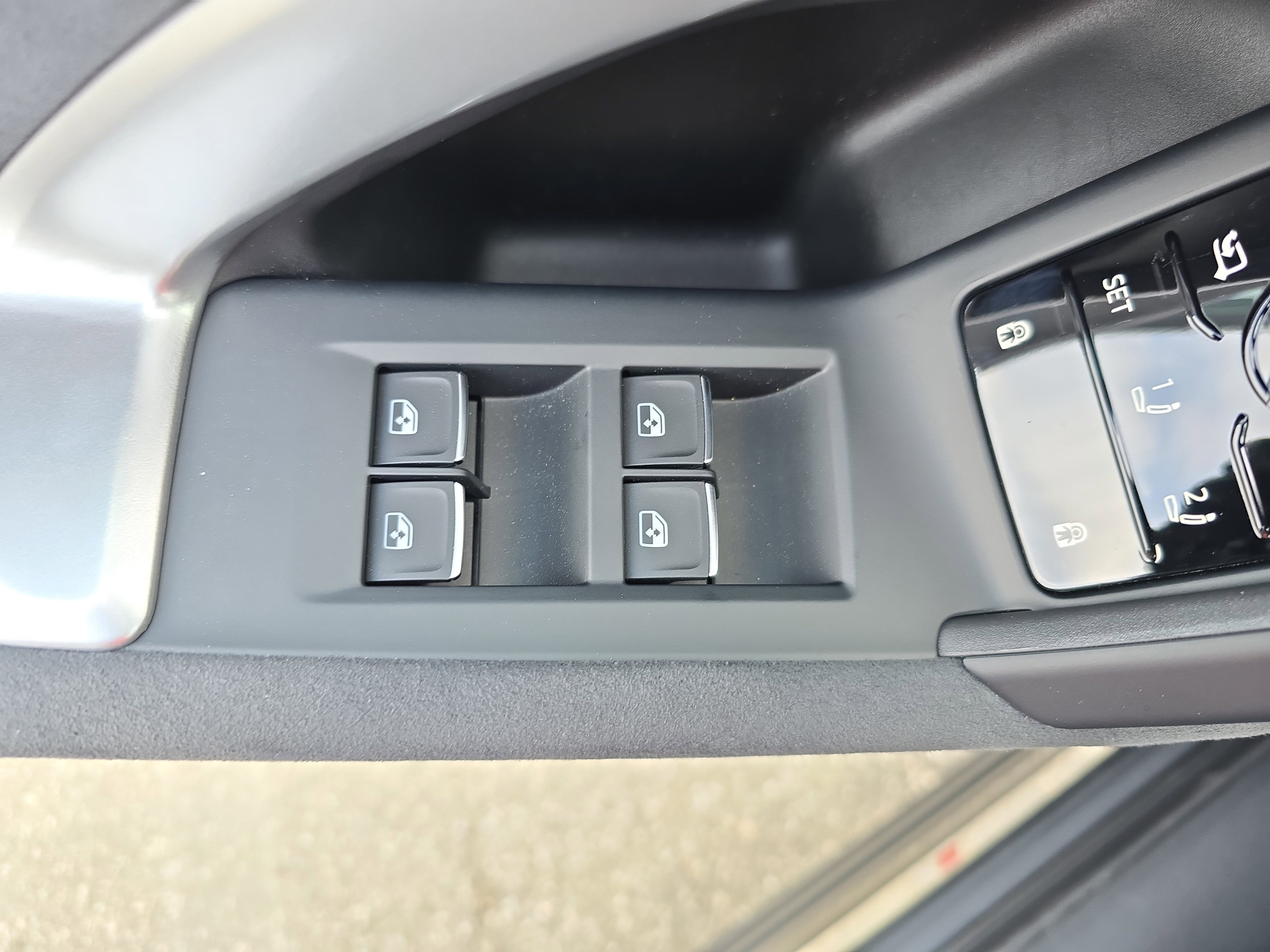 New 2026 Audi SQ5 Premium Plus image 26