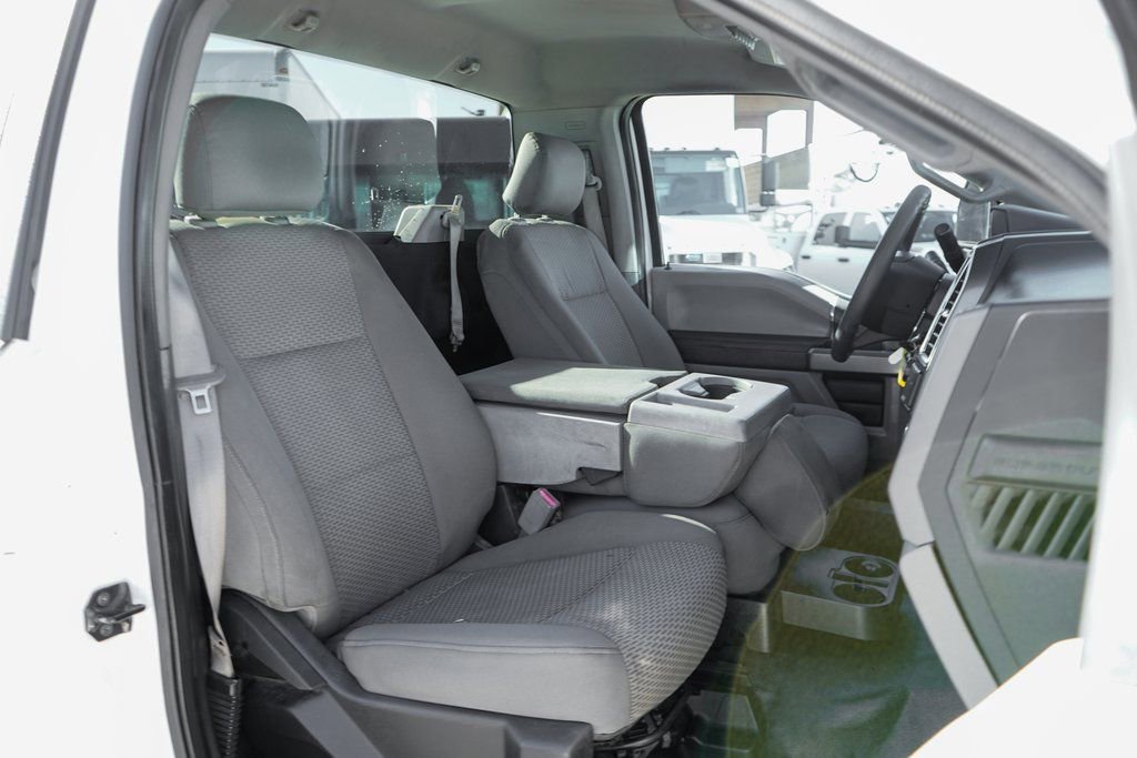 Used 2017 Ford F550 2WD Regular Cab Super Duty w/ Advanced Security Pack image 40