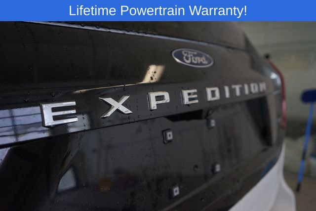 New 2026 Ford Expedition Active image 13