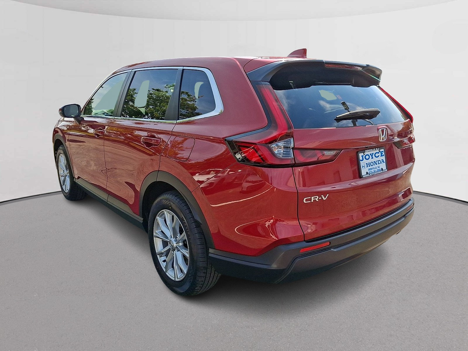 Used 2024 Honda CR-V EX image 7
