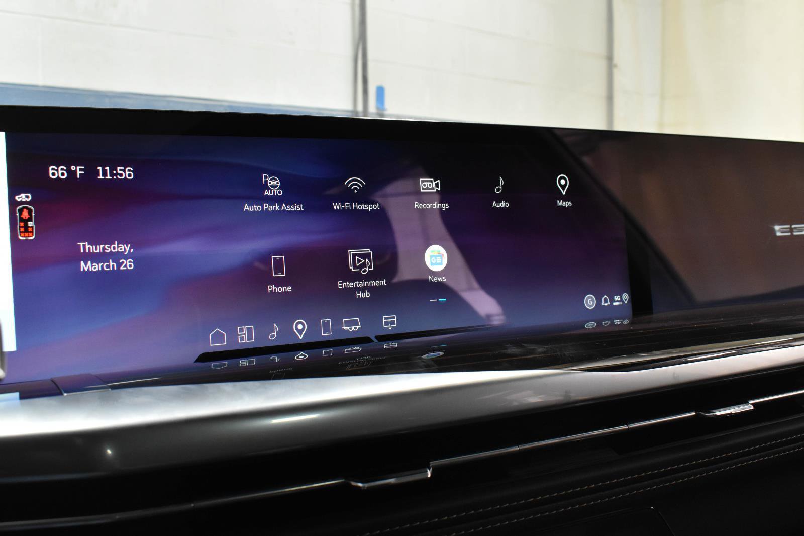 New 2026 Cadillac Escalade Luxury w/ Touring Package image 8