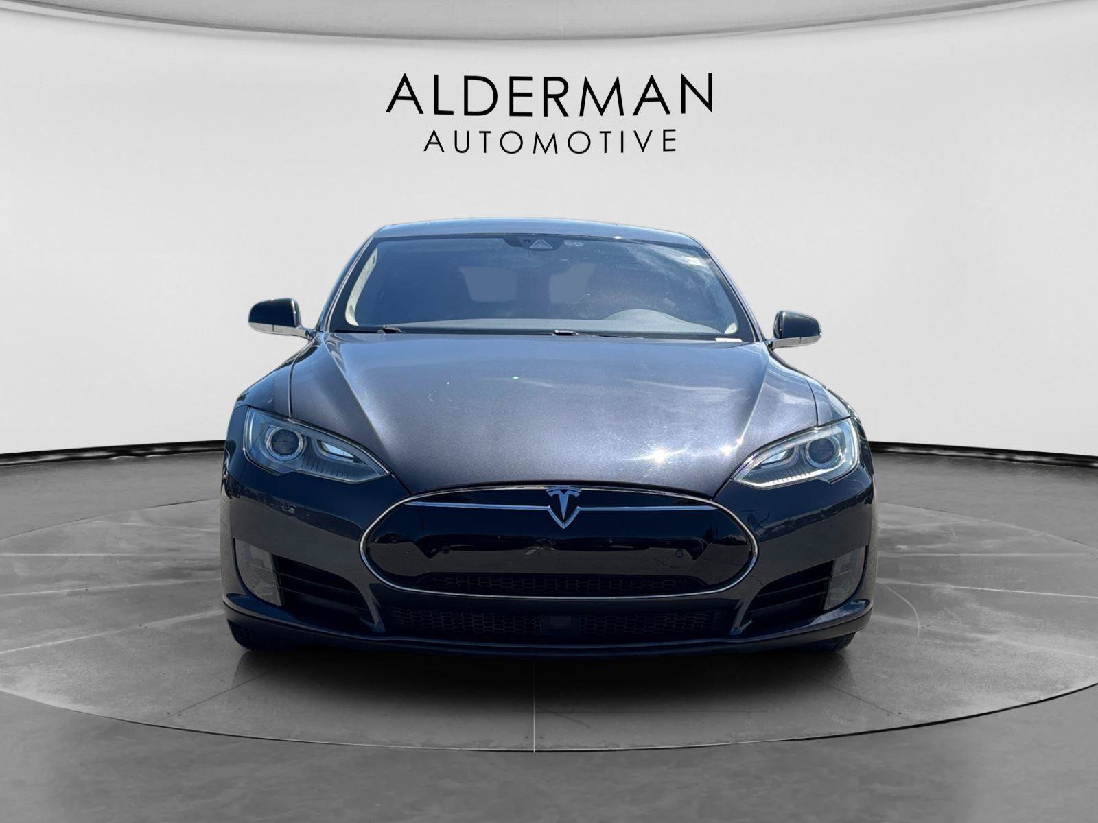 Used 2015 Tesla Model S 70D AWD/4WD image 8