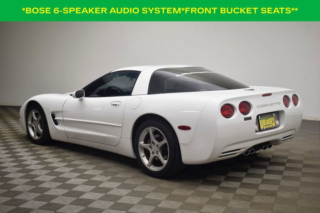Used 2004 Chevrolet Corvette Coupe image 4
