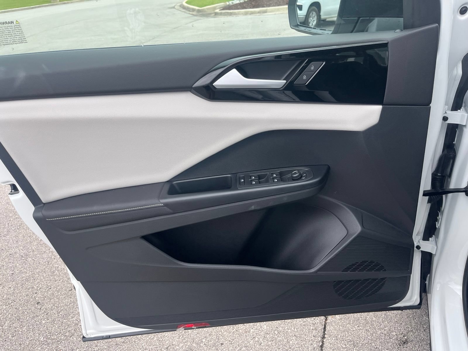 New 2026 Volkswagen Taos S FWD image 7