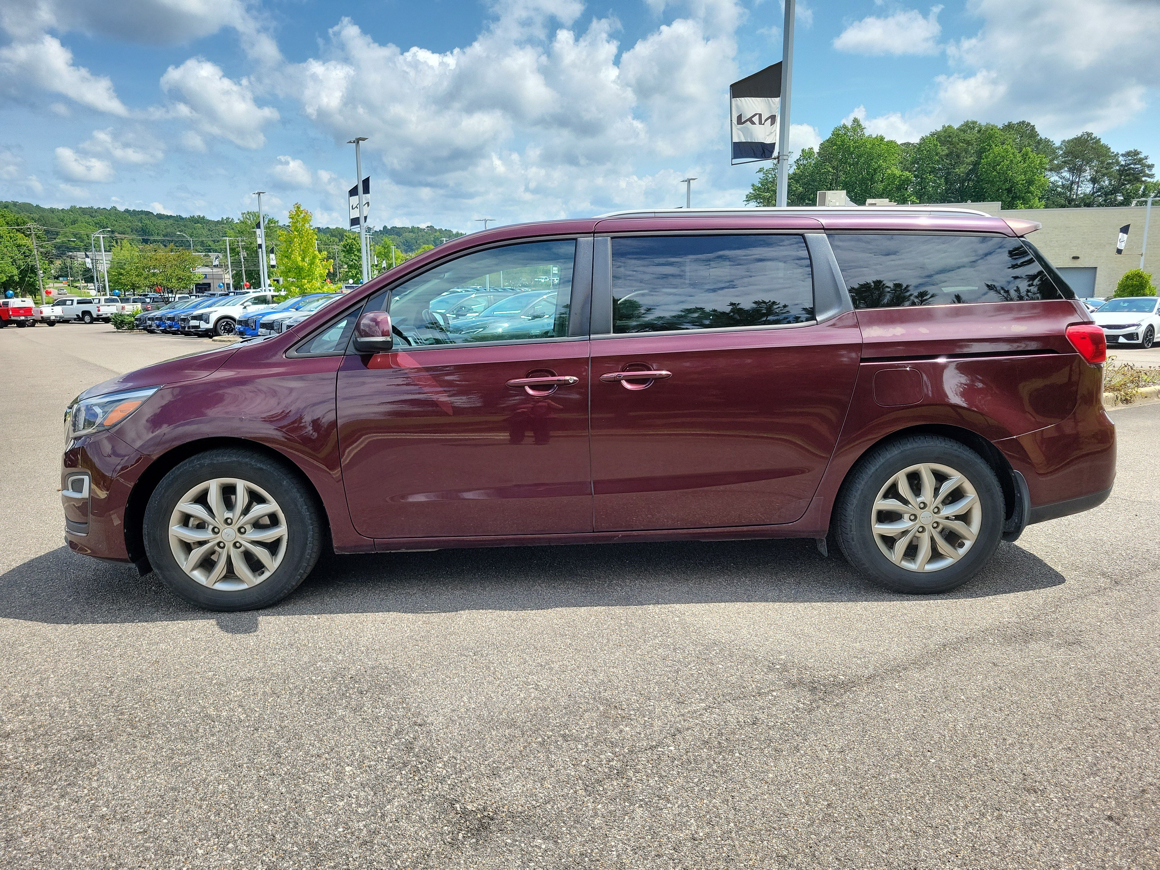 Used 2020 Kia Sedona EX FWD image 21