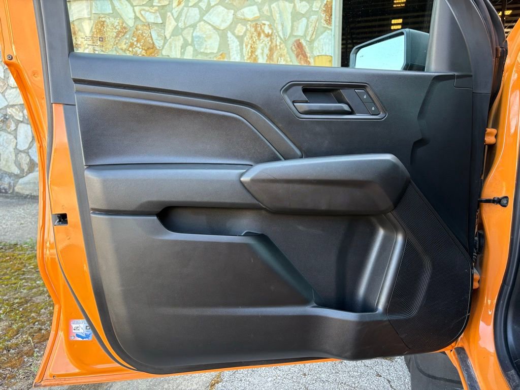 Used 2025 Chevrolet Colorado W/T w/ Advanced Trailering Package image 17