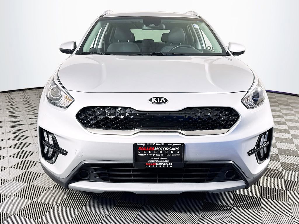 Used 2020 Kia Niro LXS image 2