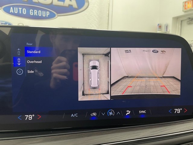 New 2026 Chevrolet Suburban LS image 5