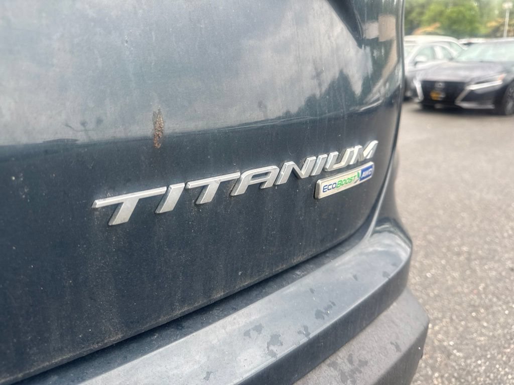 Used 2019 Ford Edge Titanium w/ Equipment Group 301A AWD/4WD image 10