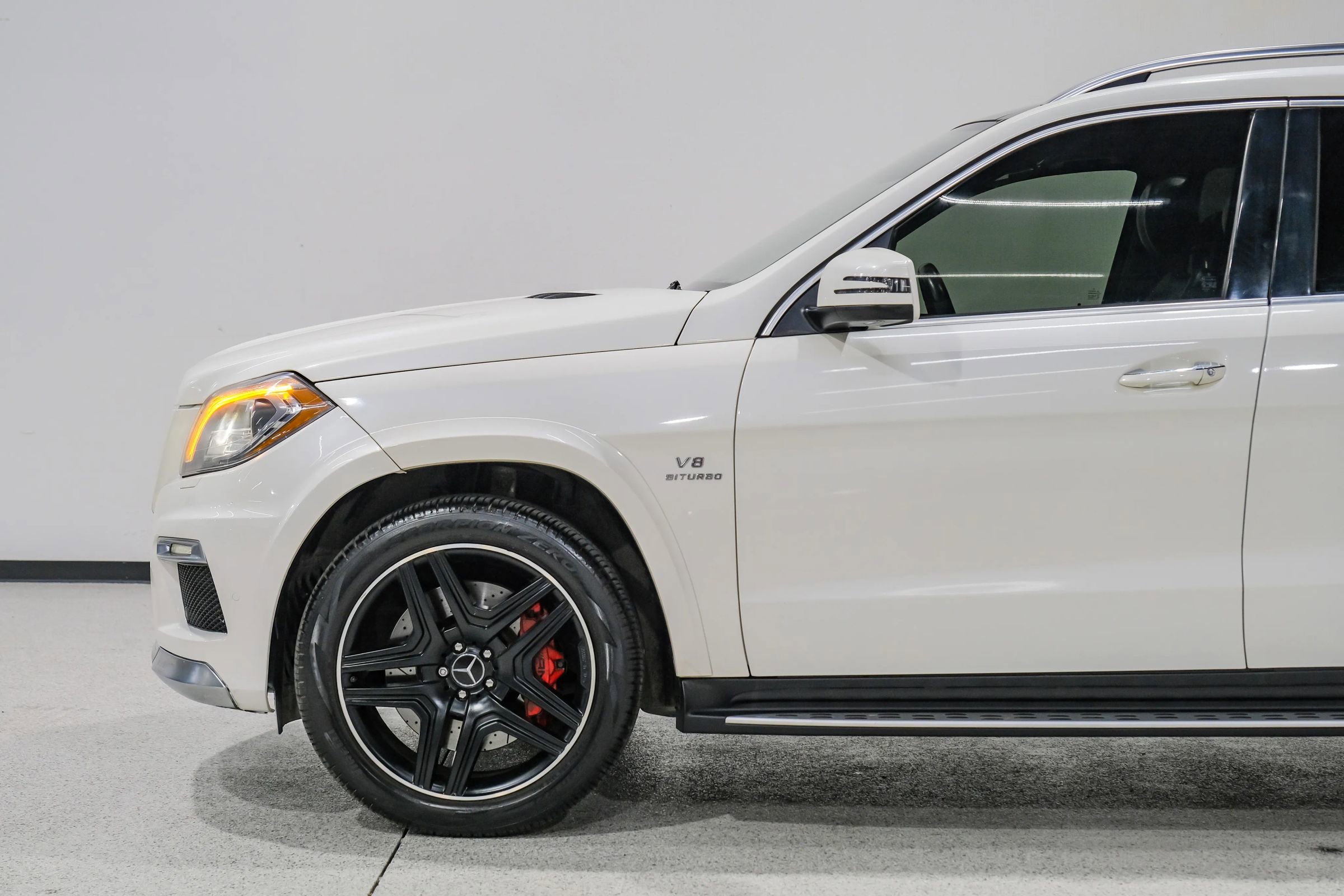 Used 2016 Mercedes-Benz GL 63 AMG 4MATIC image 14
