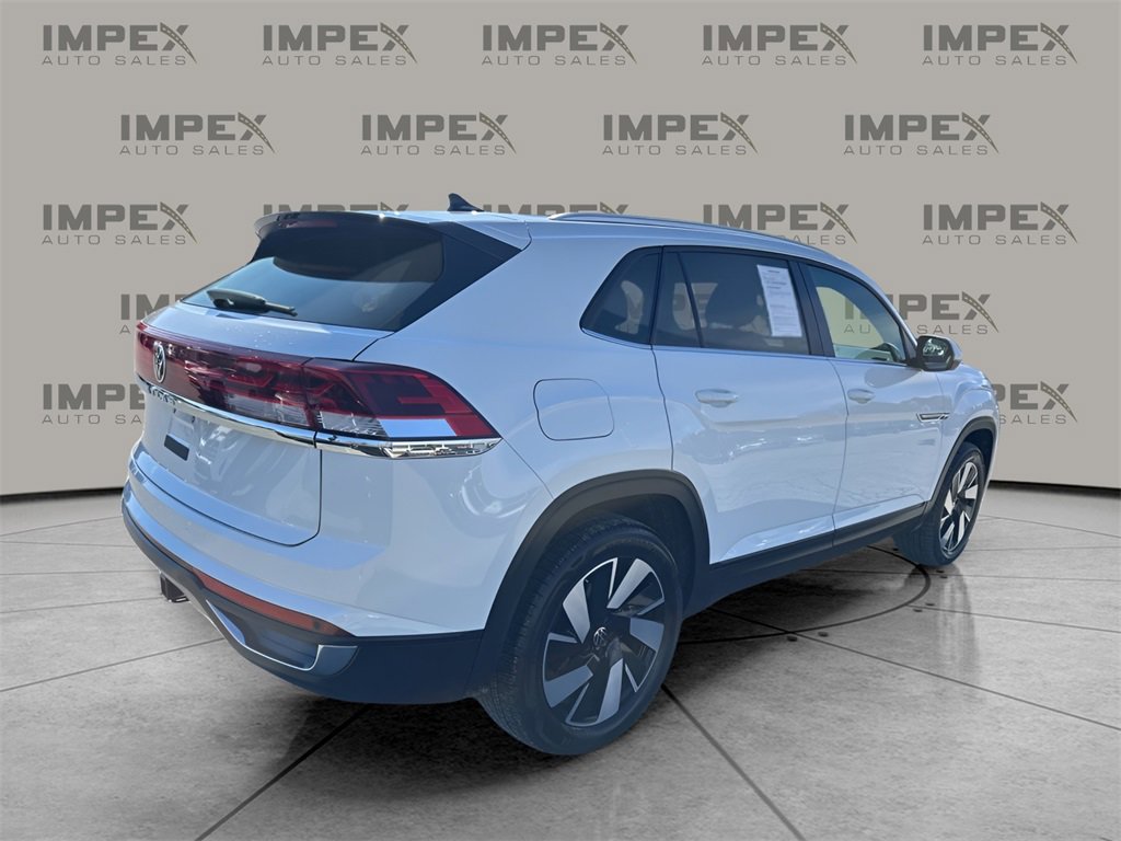 Used 2025 Volkswagen Atlas Cross Sport SE image 5