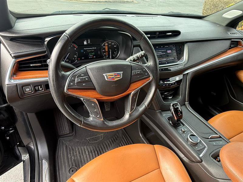 Used 2021 Cadillac XT5 Premium Luxury AWD/4WD image 12