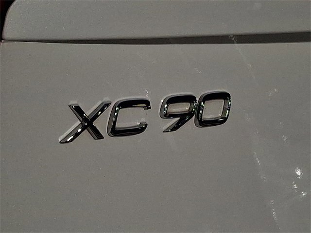 Used 2020 Volvo XC90 T6 Momentum w/ Protection Package Premier image 31