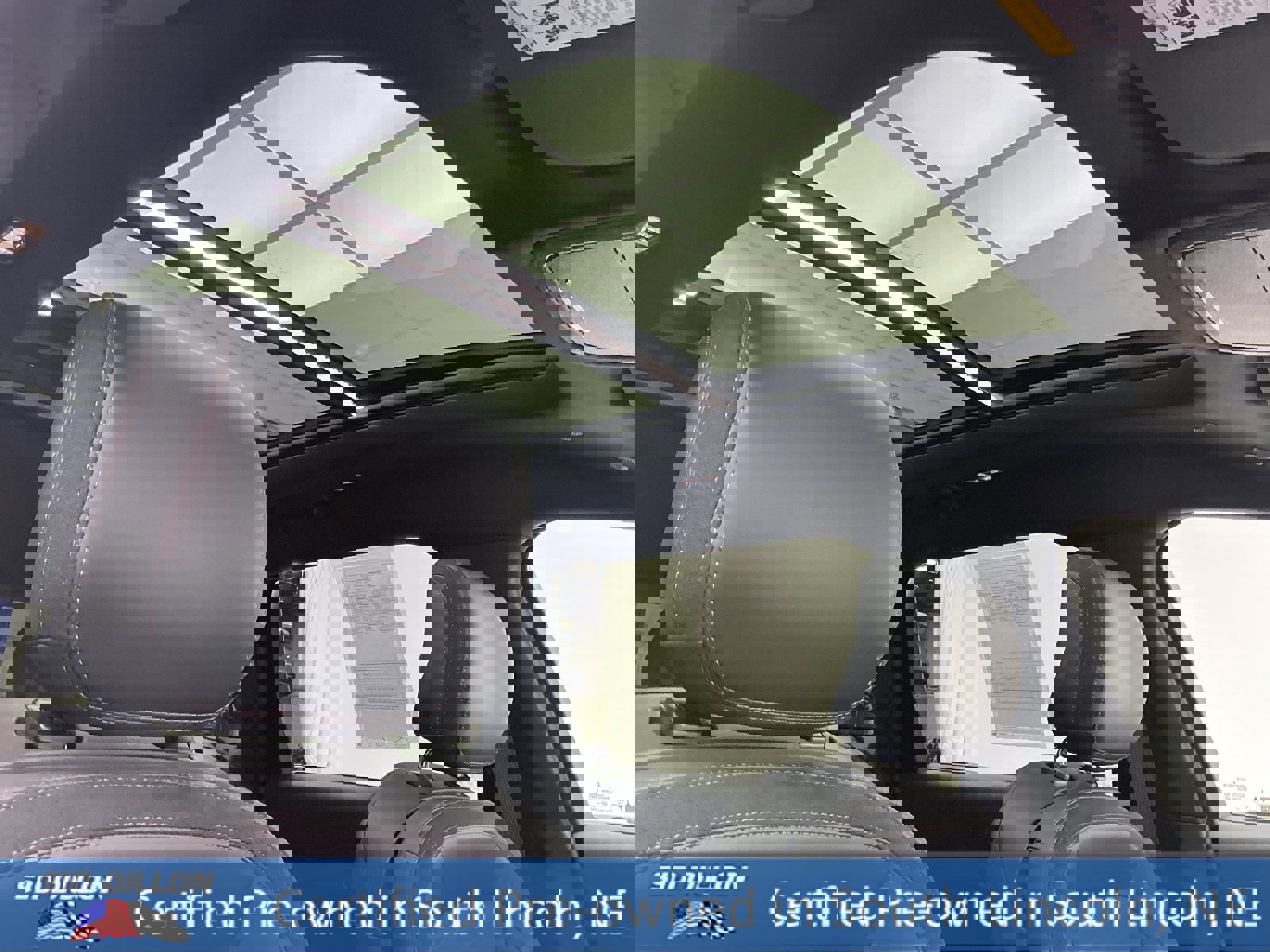 Used 2025 Lincoln Nautilus Reserve w/ Jet Appearance Package image 25