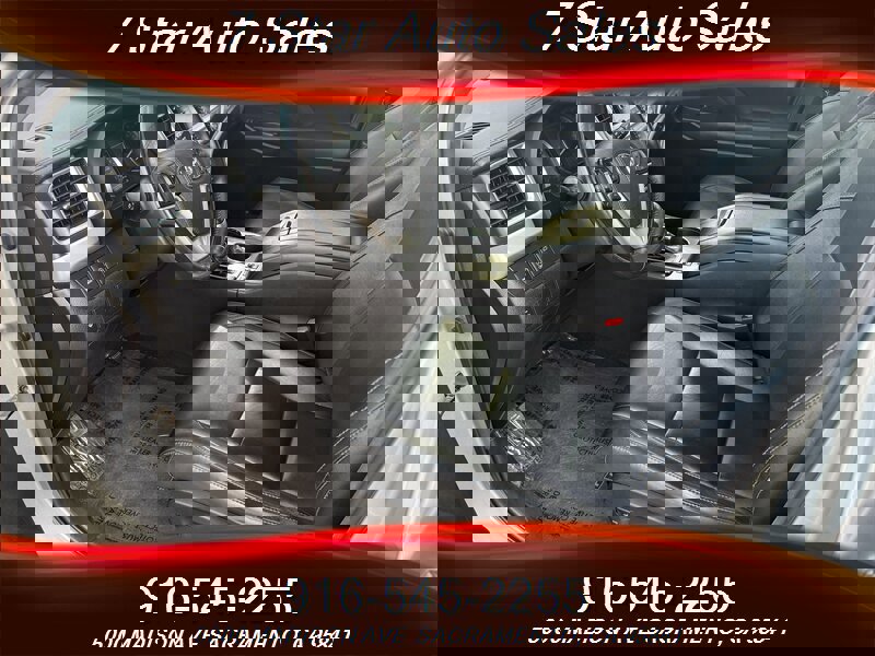 Used 2017 Toyota Highlander XLE image 7