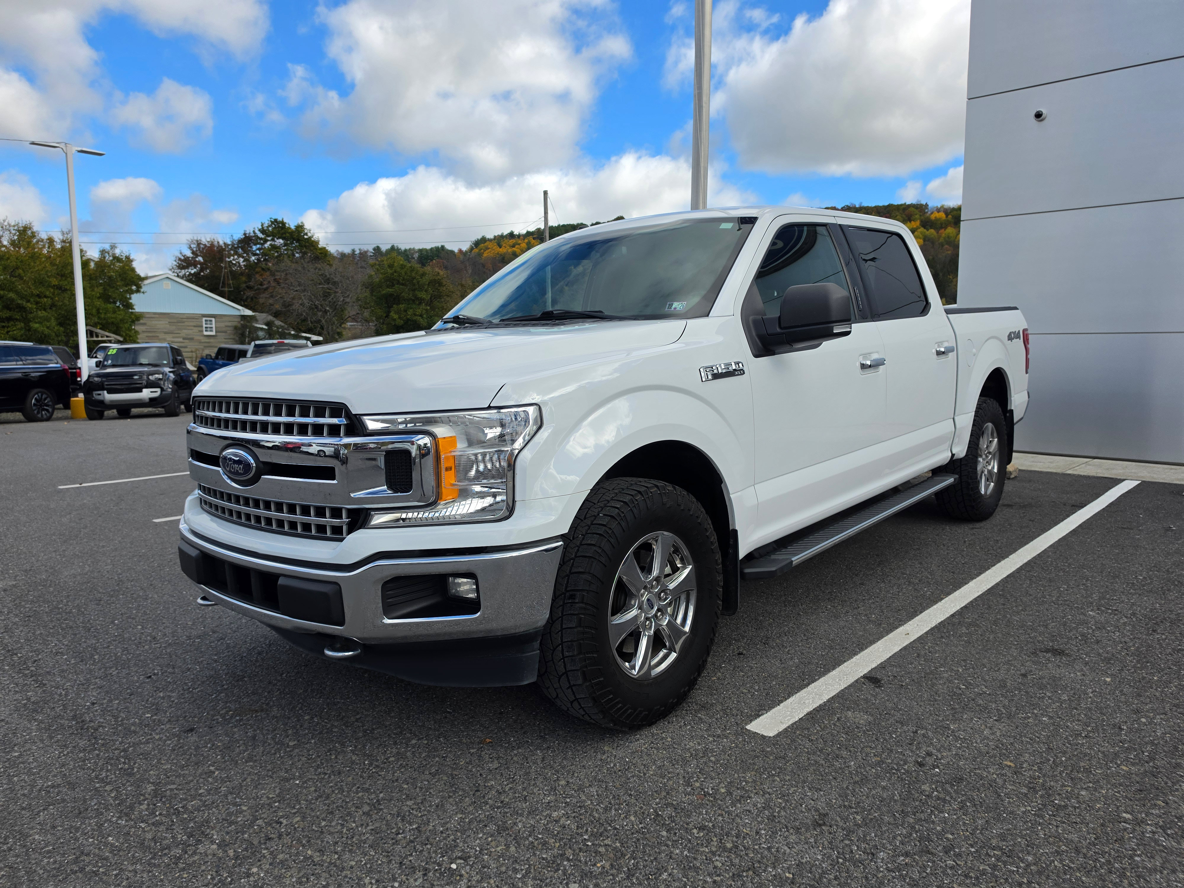 Used 2018 Ford F150 XLT w/ Equipment Group 302A Luxury AWD/4WD image 8