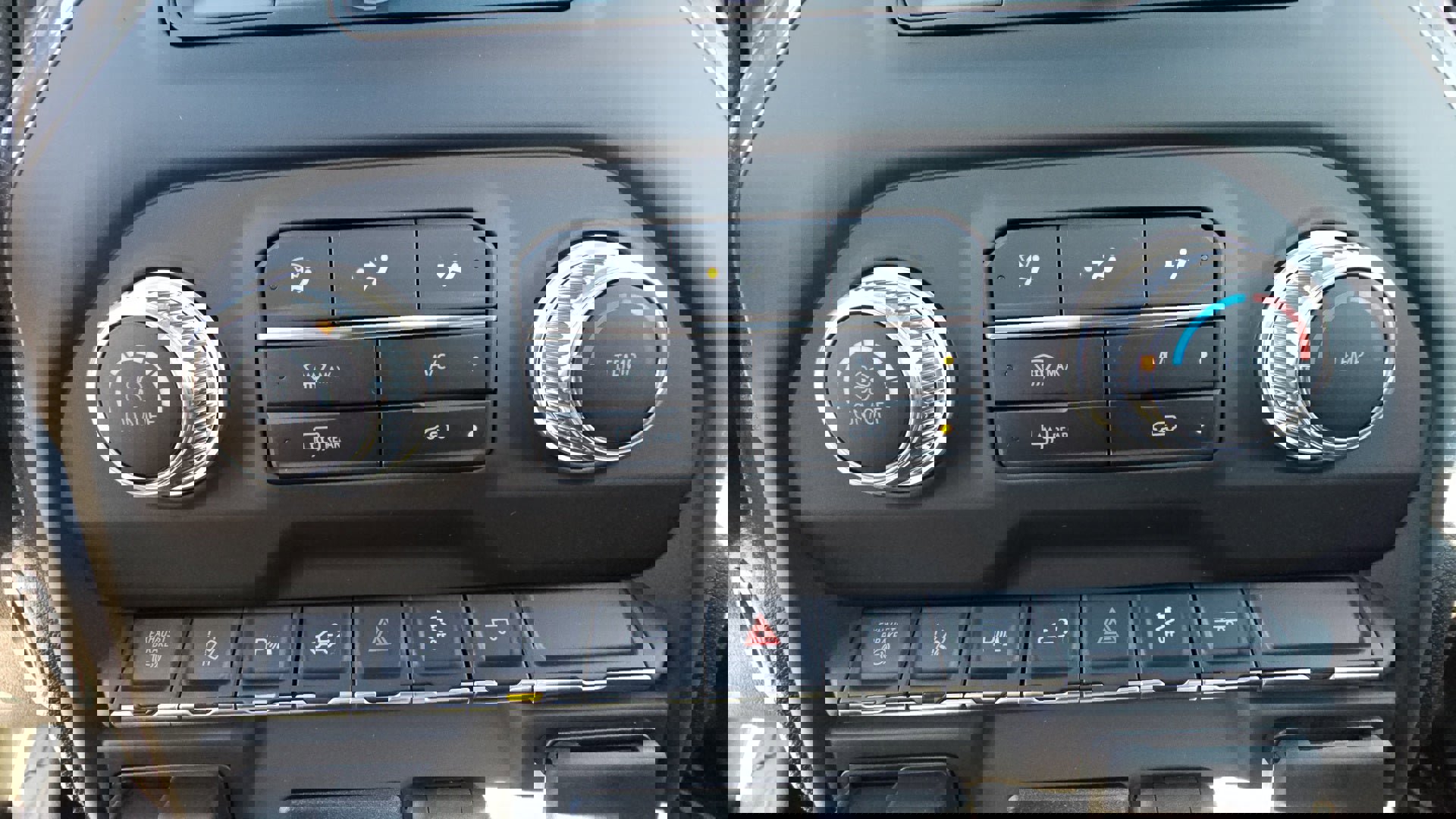 New 2025 GMC Sierra 3500 Pro w/ 1SA Pro Safety Plus Package image 28