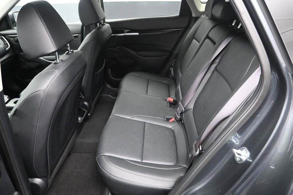 Certified 2025 Kia Seltos EX w/ EX Sunroof Package AWD/4WD image 30