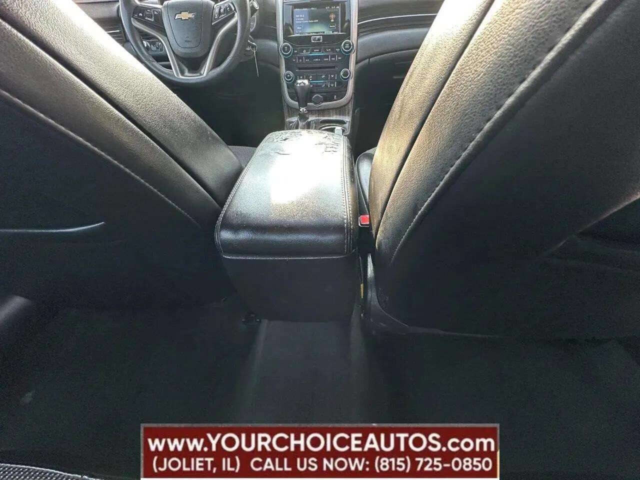 Used 2016 Chevrolet Malibu LT w/ Power Convenience Package image 32