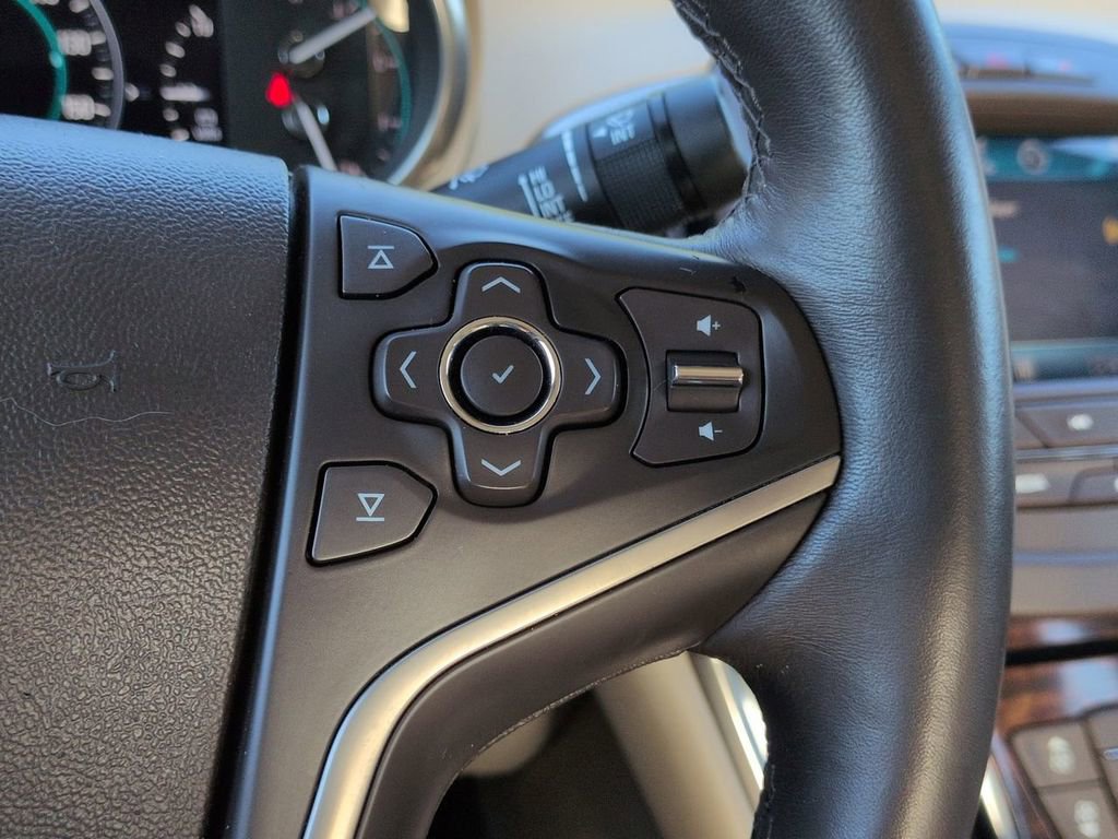 Used 2014 Buick LaCrosse Leather w/ Driver Confidence Package FWD image 25