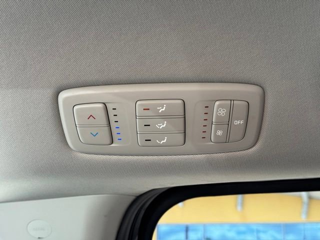 Used 2024 Kia Carnival LX FWD image 14