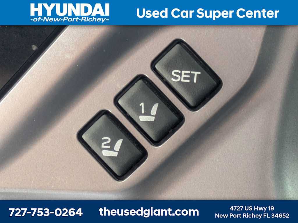 Used 2024 Subaru Outback Limited AWD/4WD image 24