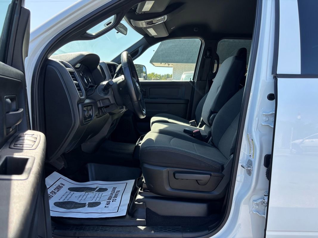 Used 2022 RAM 3500 Tradesman image 19