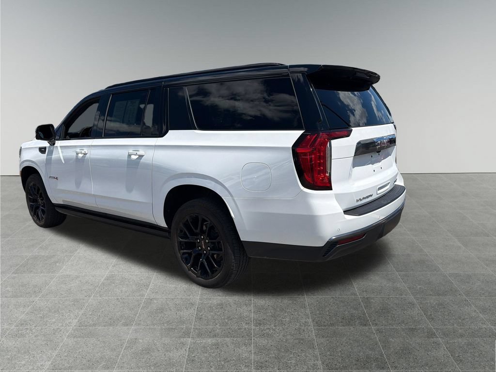 Used 2023 GMC Yukon XL AT4 w/ AT4 Premium Package AWD/4WD image 4