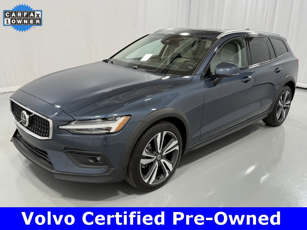 Certified 2023 Volvo V60 B5 Cross Country Plus w/ Climate Package