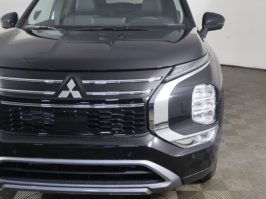 New 2026 Mitsubishi Outlander SE AWD/4WD image 16