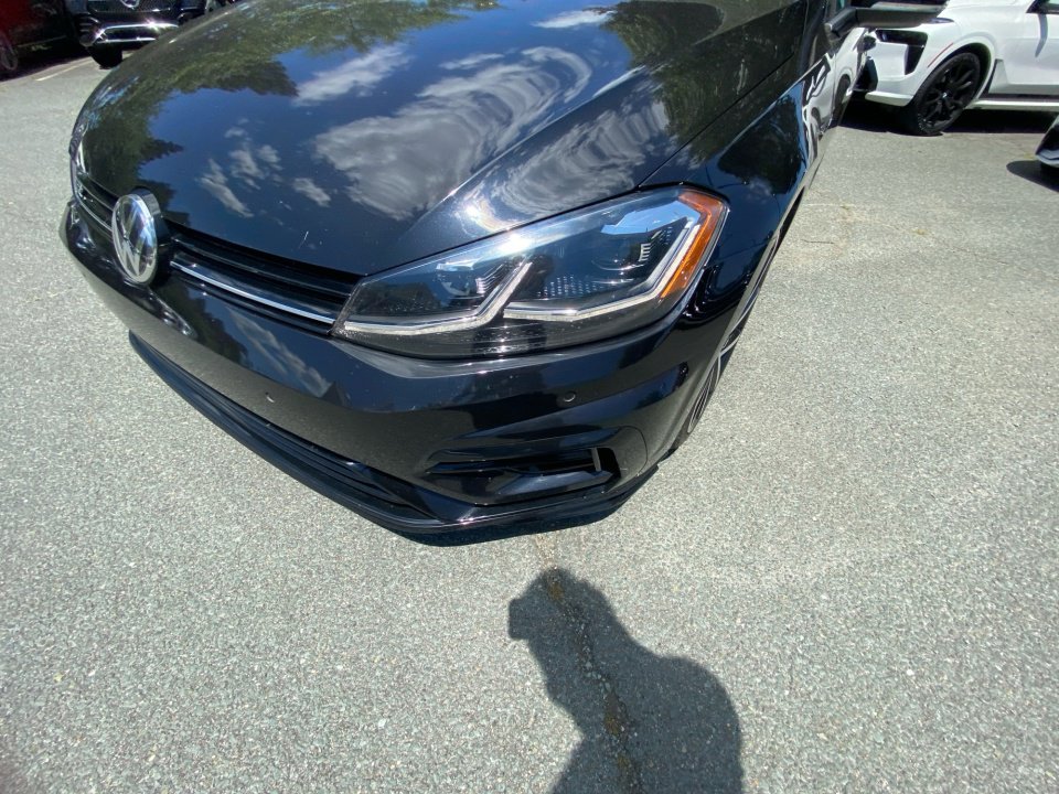 Used 2018 Volkswagen Golf R 4-Door AWD/4WD image 30