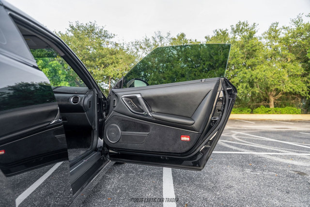 Used 2010 Nissan GT-R Premium AWD/4WD image 56