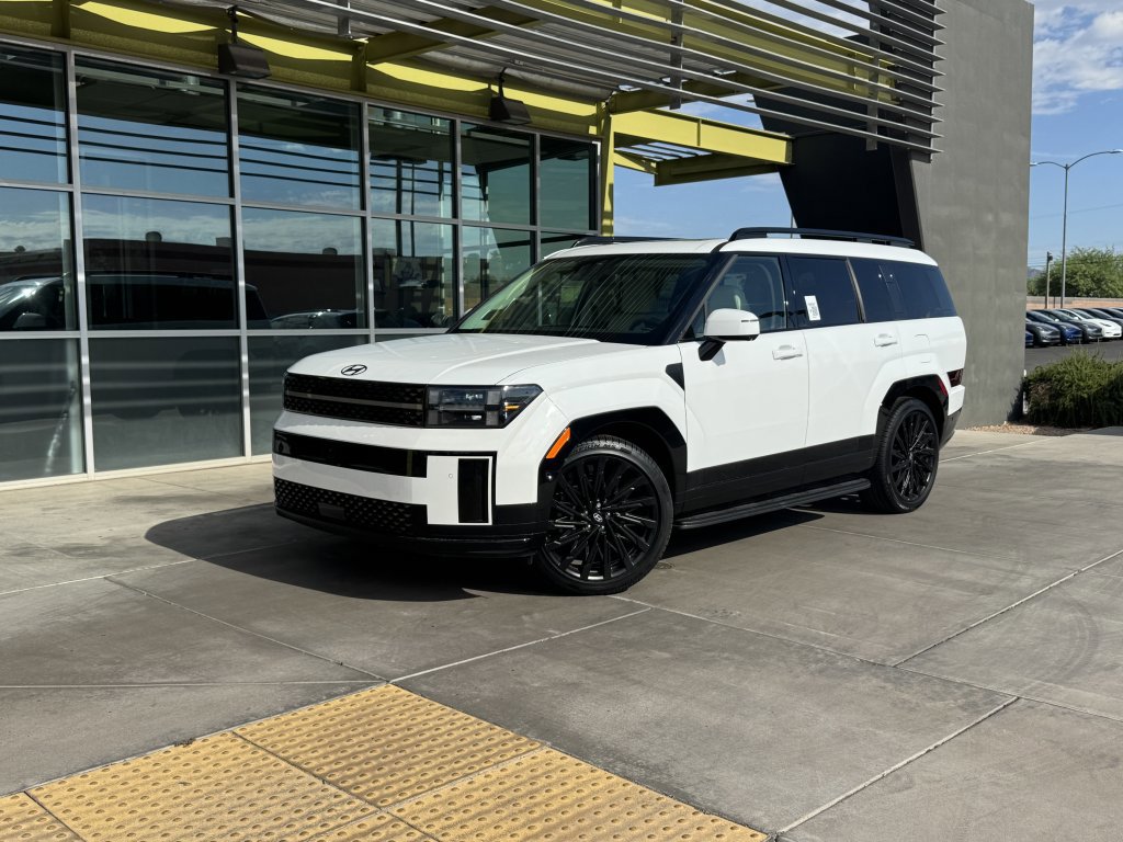 Used 2024 Hyundai Santa Fe Calligraphy image 1