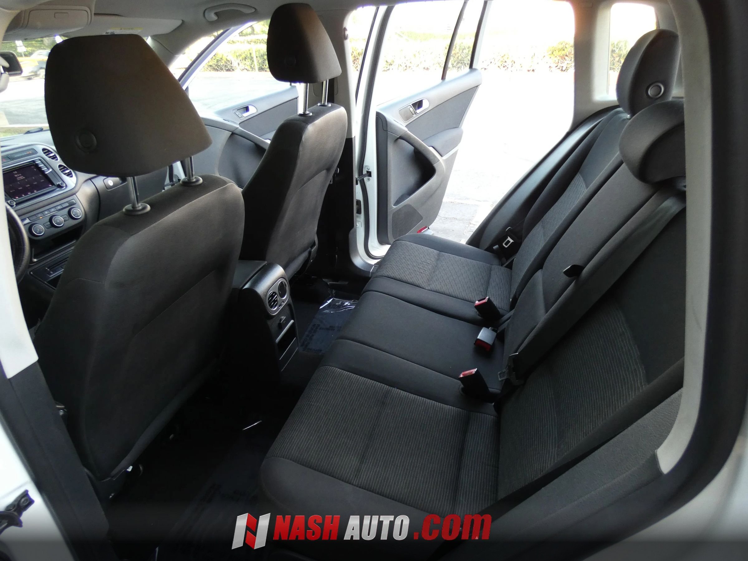 Used 2017 Volkswagen Tiguan S FWD image 36