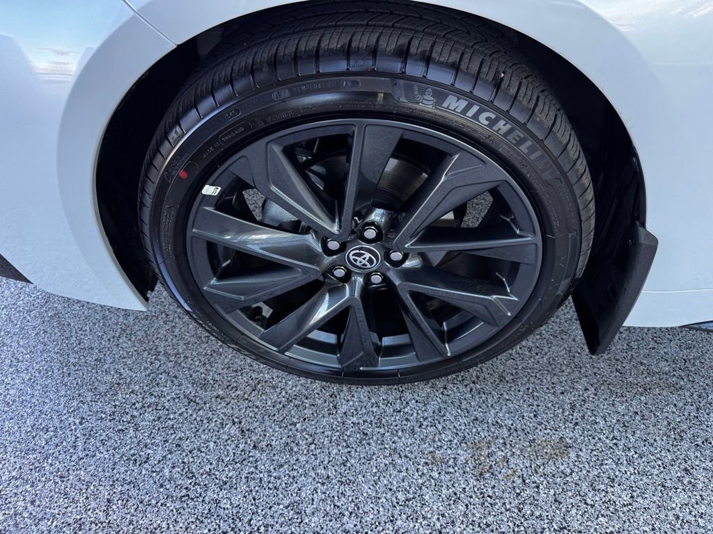 Used 2026 Toyota Corolla XSE FWD image 10